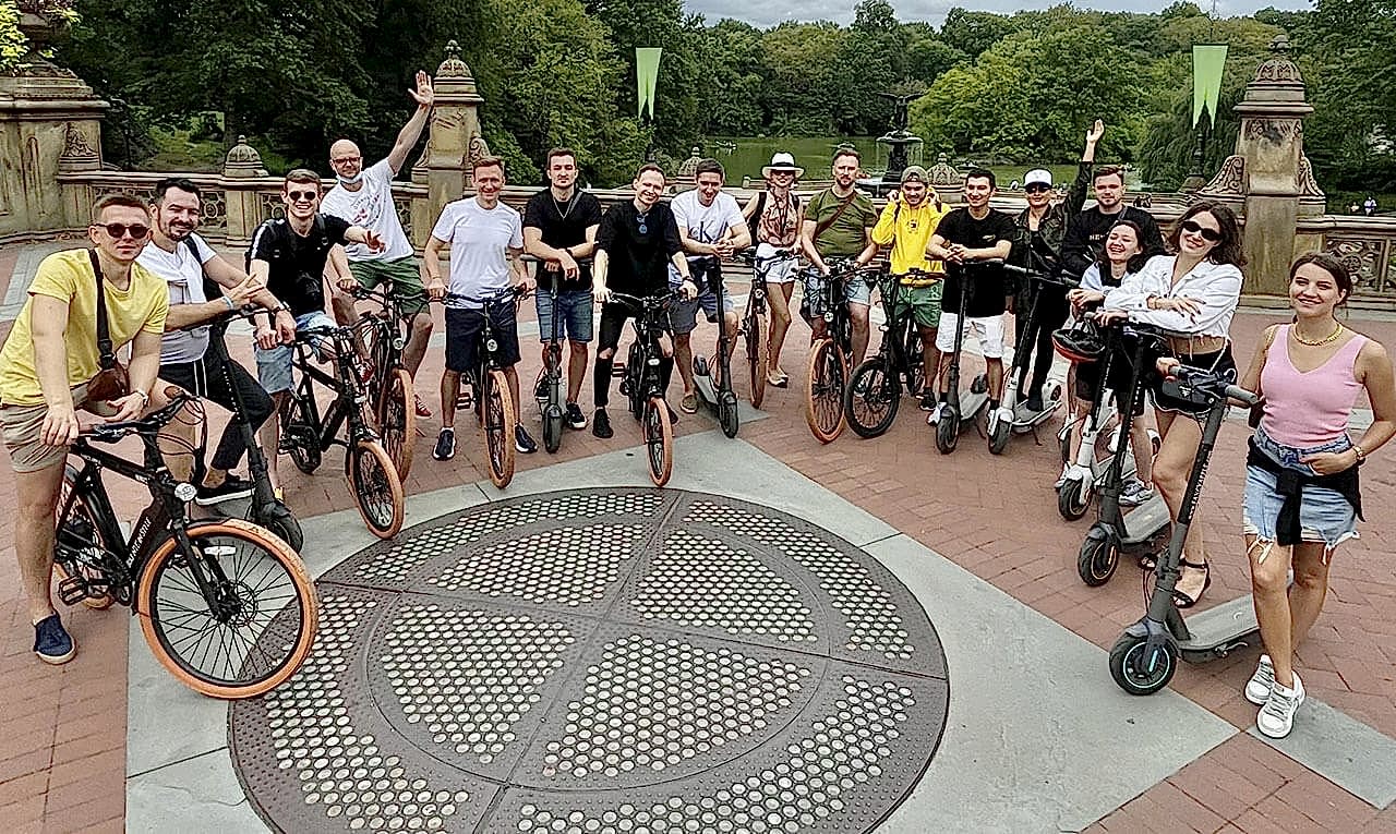 what to wear cycling